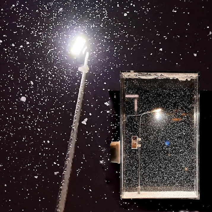 Cozy Snowflake Night Light